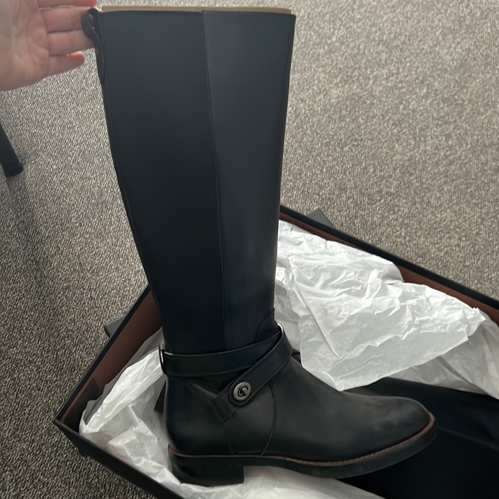Coach boots